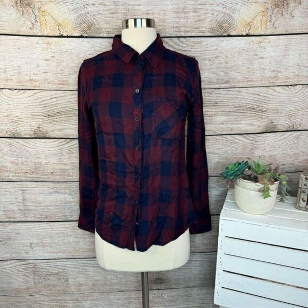 Rails Women's XS Button-Up Long Sleeve Shirt Navy Blue/Red Plaid